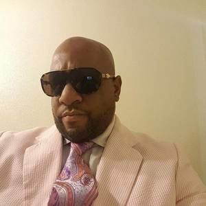 Meet your Posher, Elliott